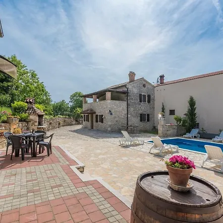 Ferienhaus Ferienhaus Alejna *