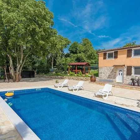 Ferienhaus Ferienhaus Alejna *